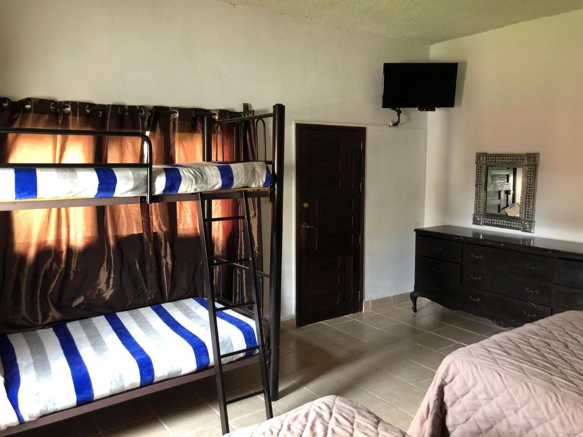 Hostel Inn San Miguel de Allende Bagian luar foto